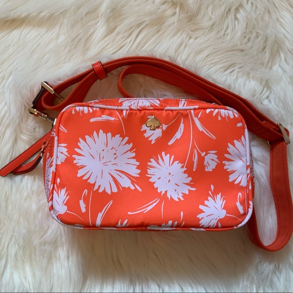 Kate Spade Jae Blossom Small Camera Bag - NWT - Picture 3 of 16